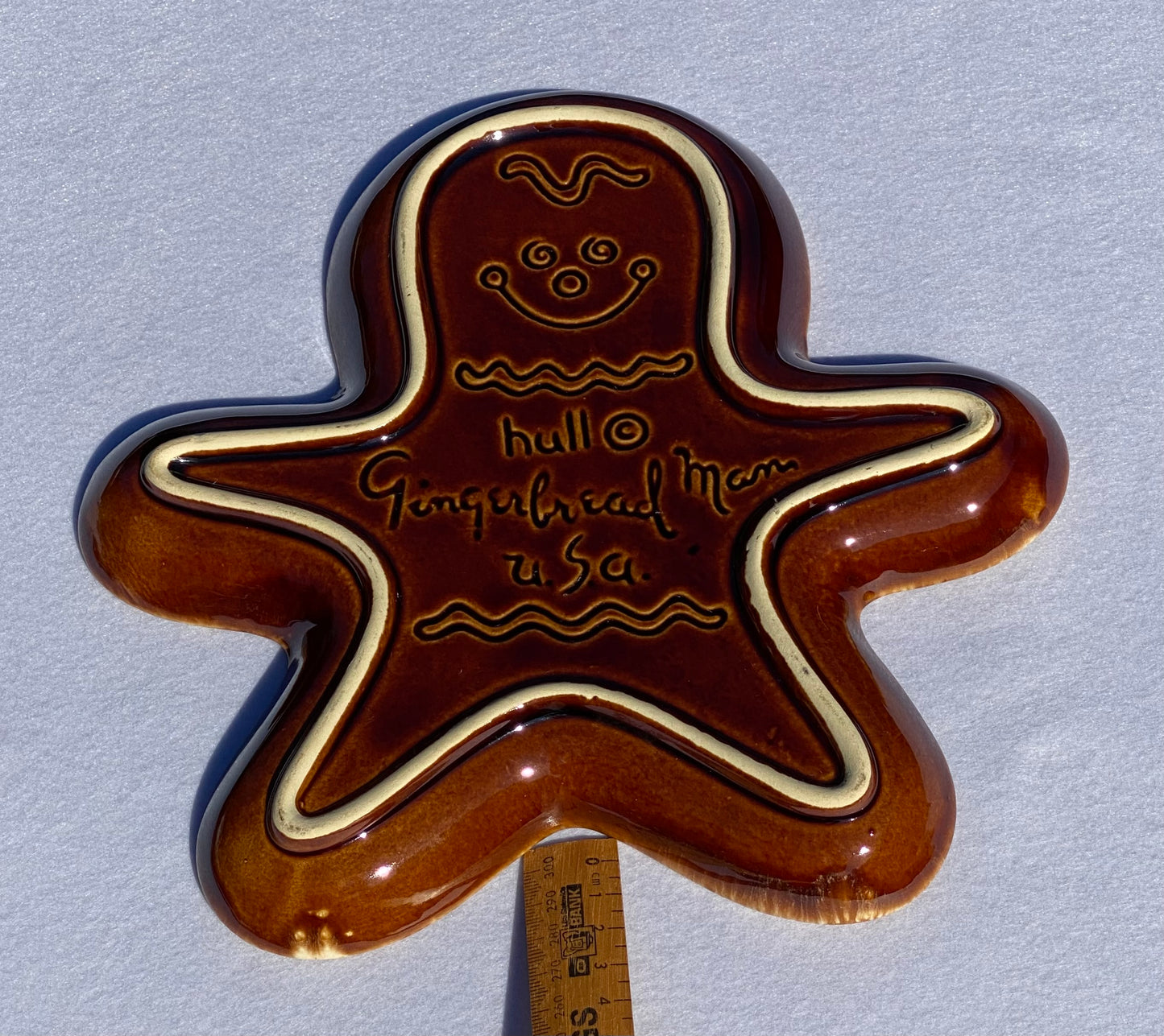 2. Vintage HULL USA Gingerbread Man Cookie plate