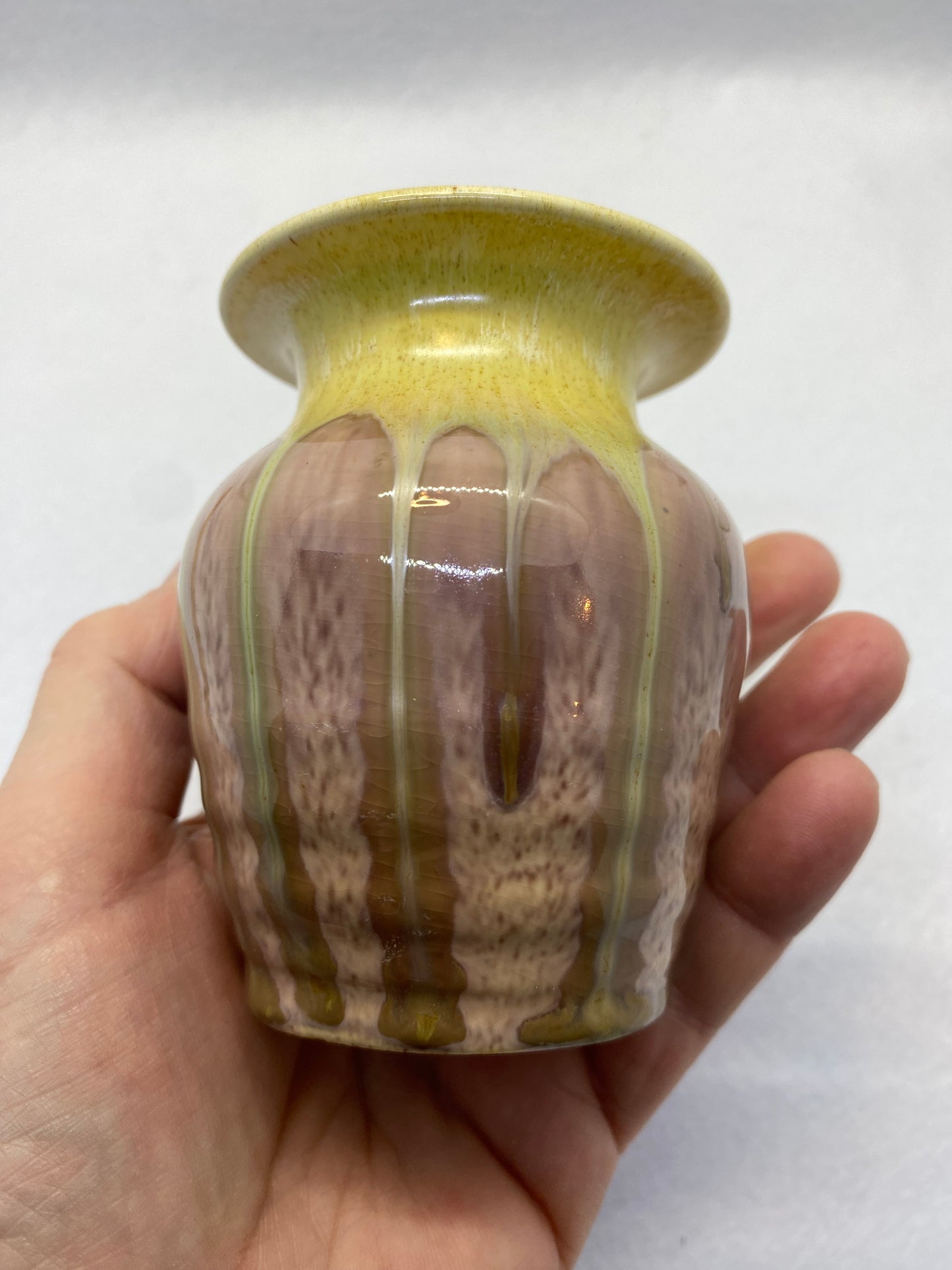 Remued Australia- late series 19 pottery vase