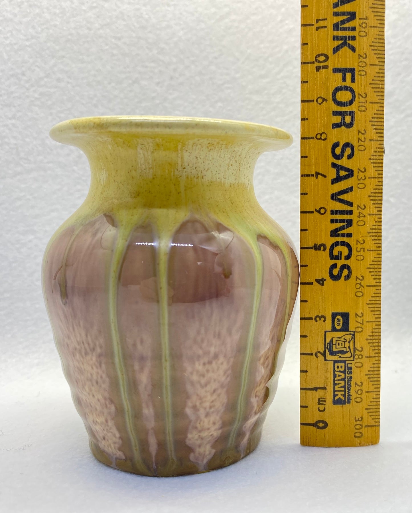 Remued Australia- late series 19 pottery vase