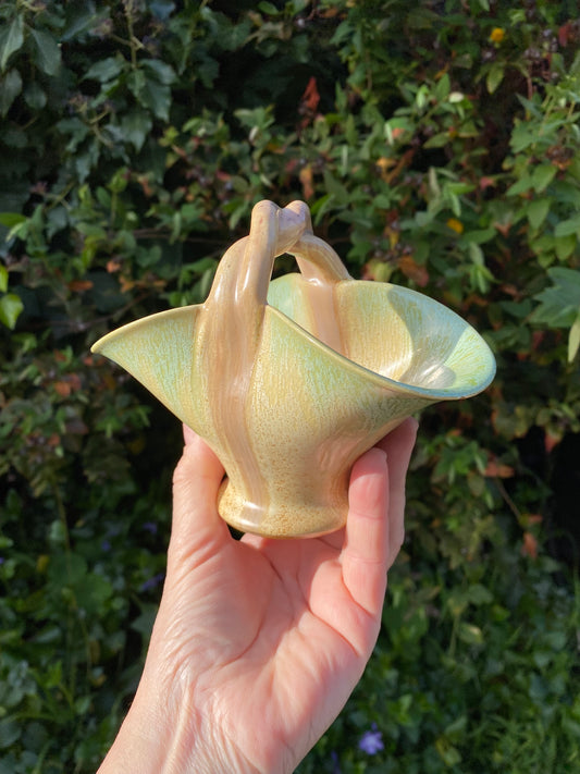 Remued series 1-6 twist handled pottery vase - light green -yellow