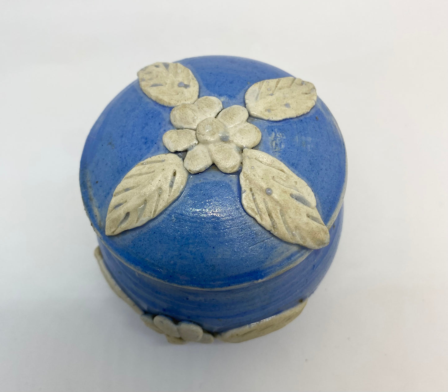 Vintage Tasmanian made pottery trinket box