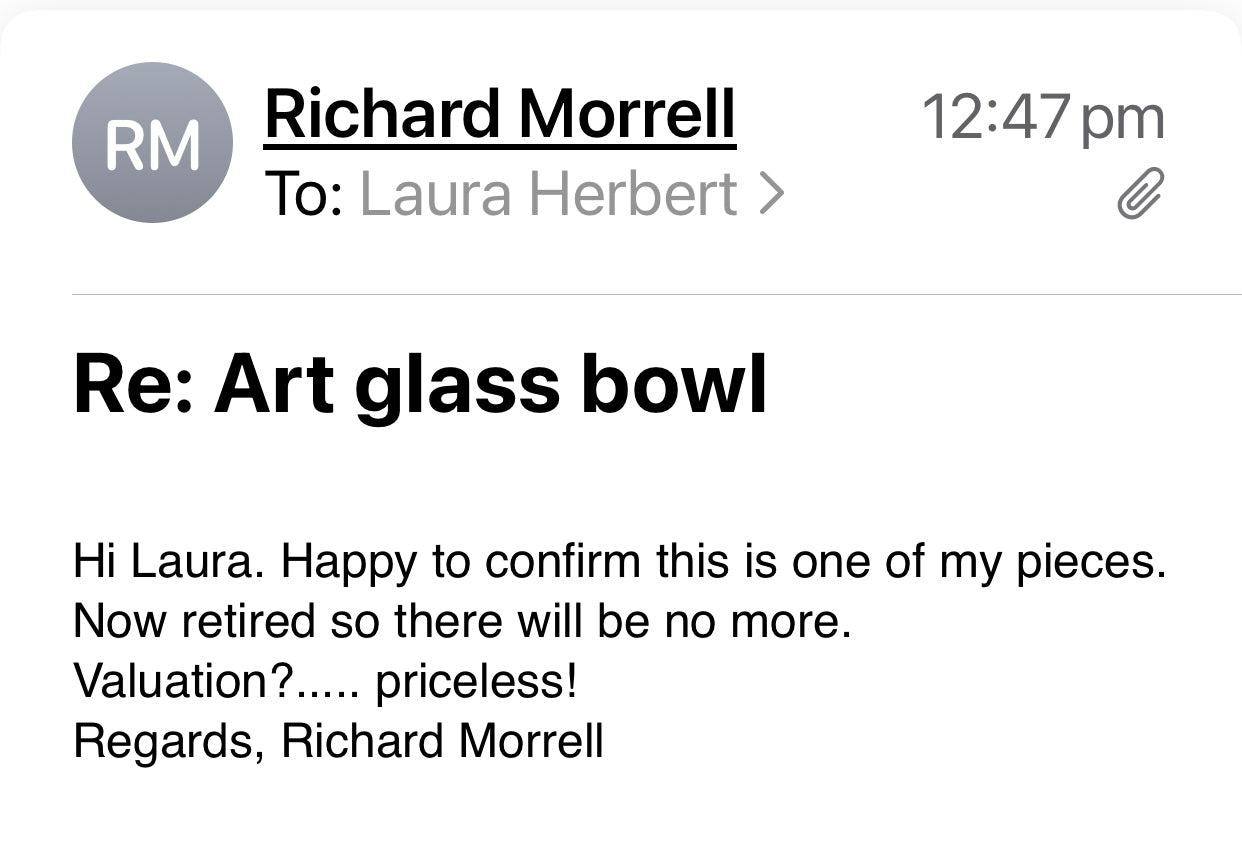 Richard Morrell (retired) Art Glass bowl