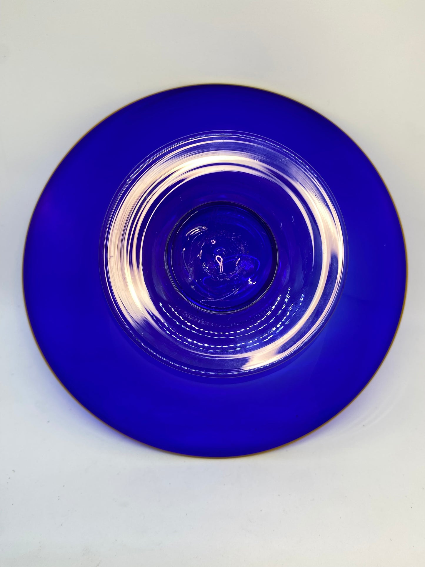 Richard Morrell (retired) Art Glass bowl