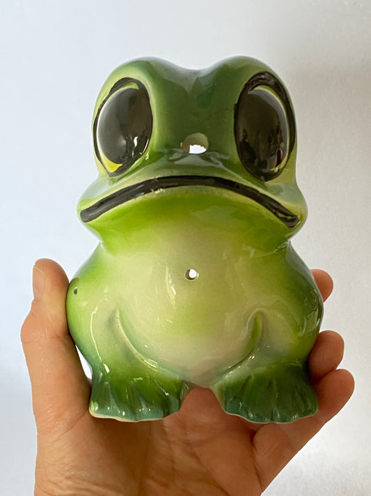 Vintage Pottery Frog Wall Pocket/Planter - made in Japan