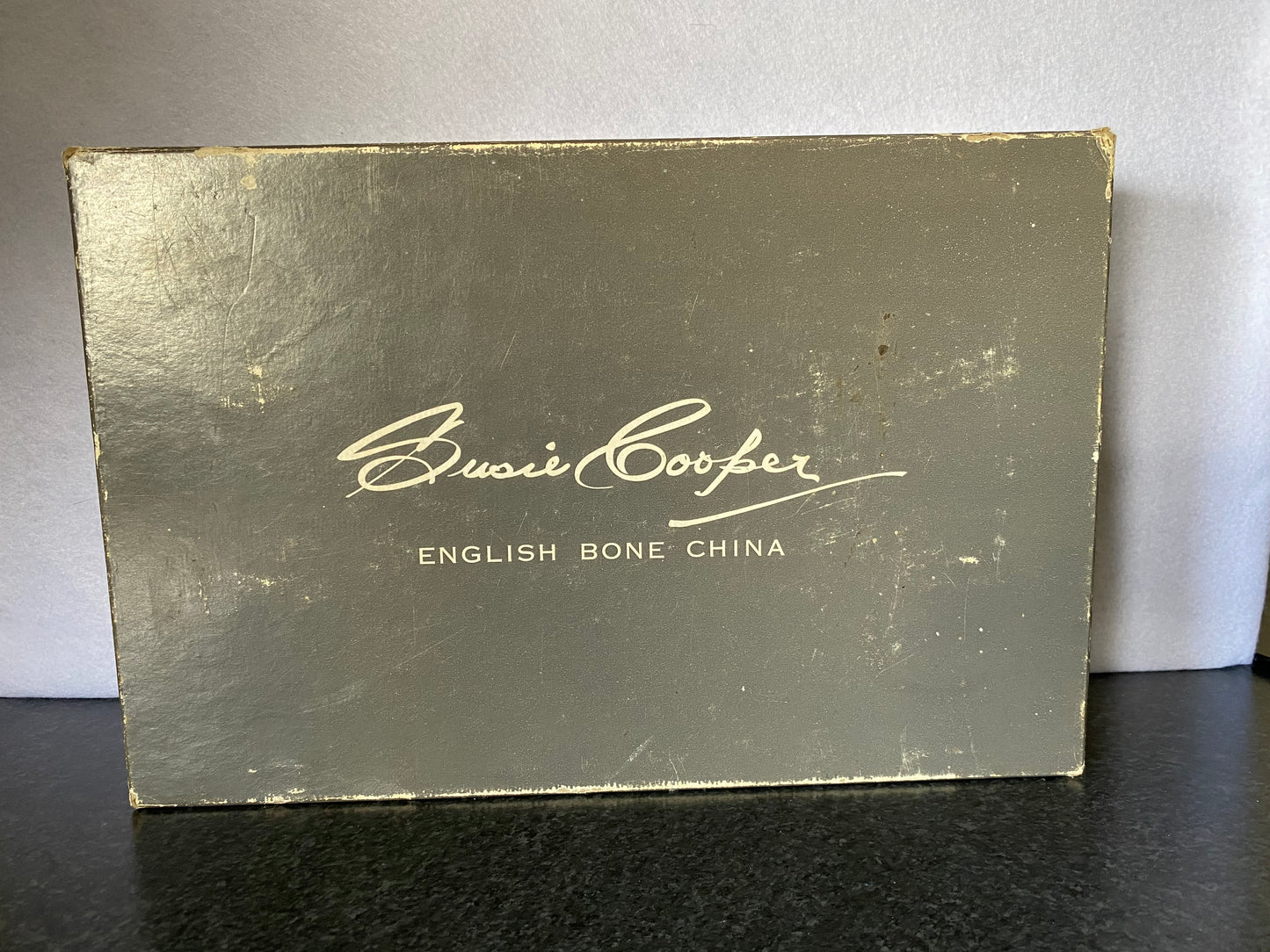 Susie Cooper Fine Bone China Venetia c 2039 box set of six cups and saucers