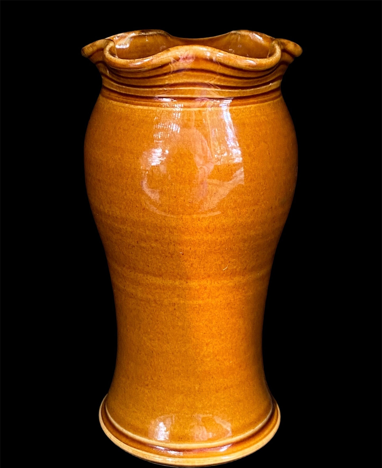 Bendigo Pottery vase BN (Barry Norman) Australia